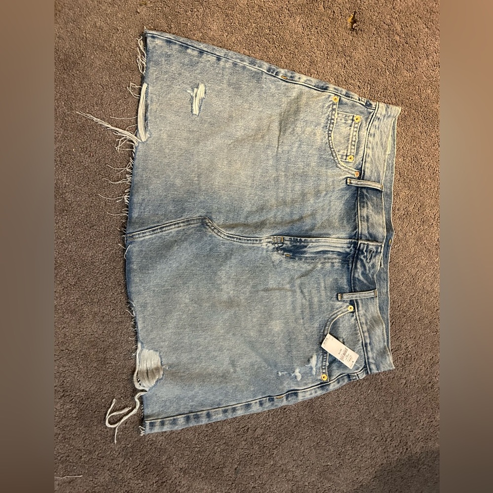 Denim gap mini skirt! Size 16 (new with tags)